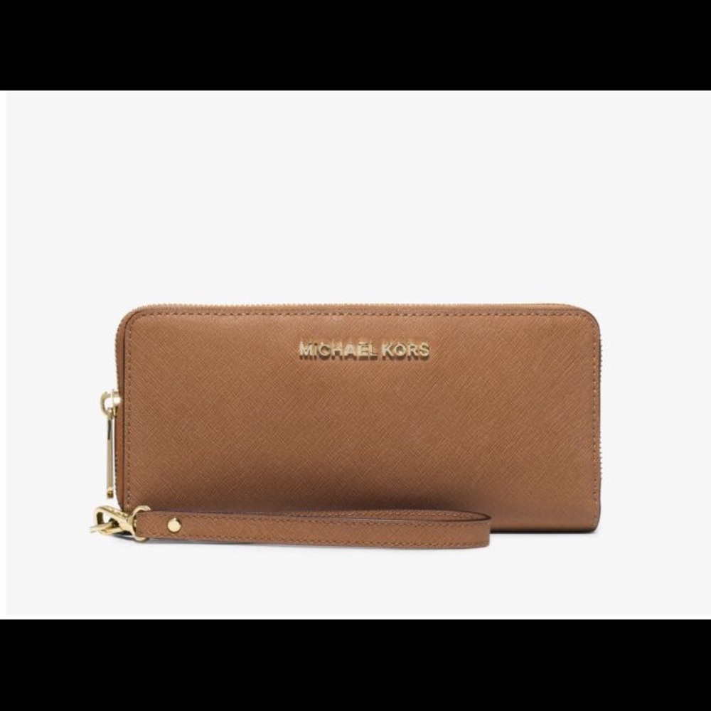 Jet Set Travel Leather Continental Wristlet NWOT